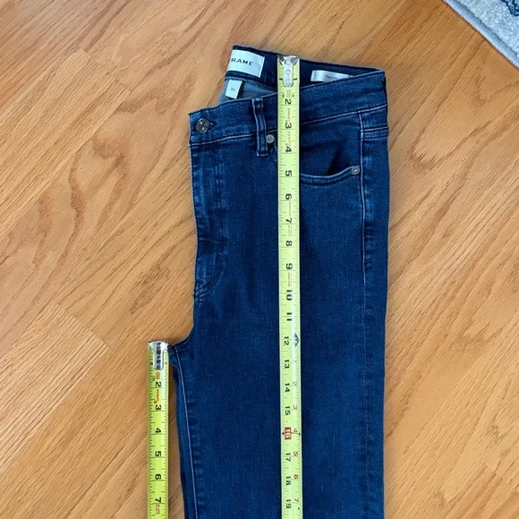 Frame The Icon Jean size 30 Loner dark wash flare